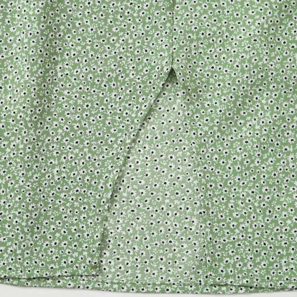 ROMWE Ditsy Floral Mini Skirt
